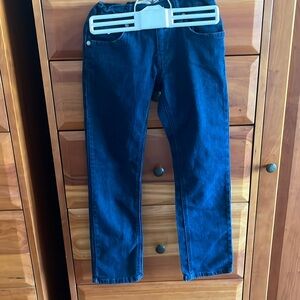 LEVI’S Performance 511 Slim, 8 reg 24x25
Dark wash